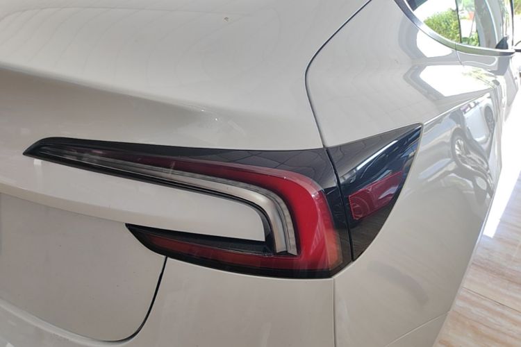 Tesla Model 3 2025 #8 Tesla Model 3 2025 car image #8