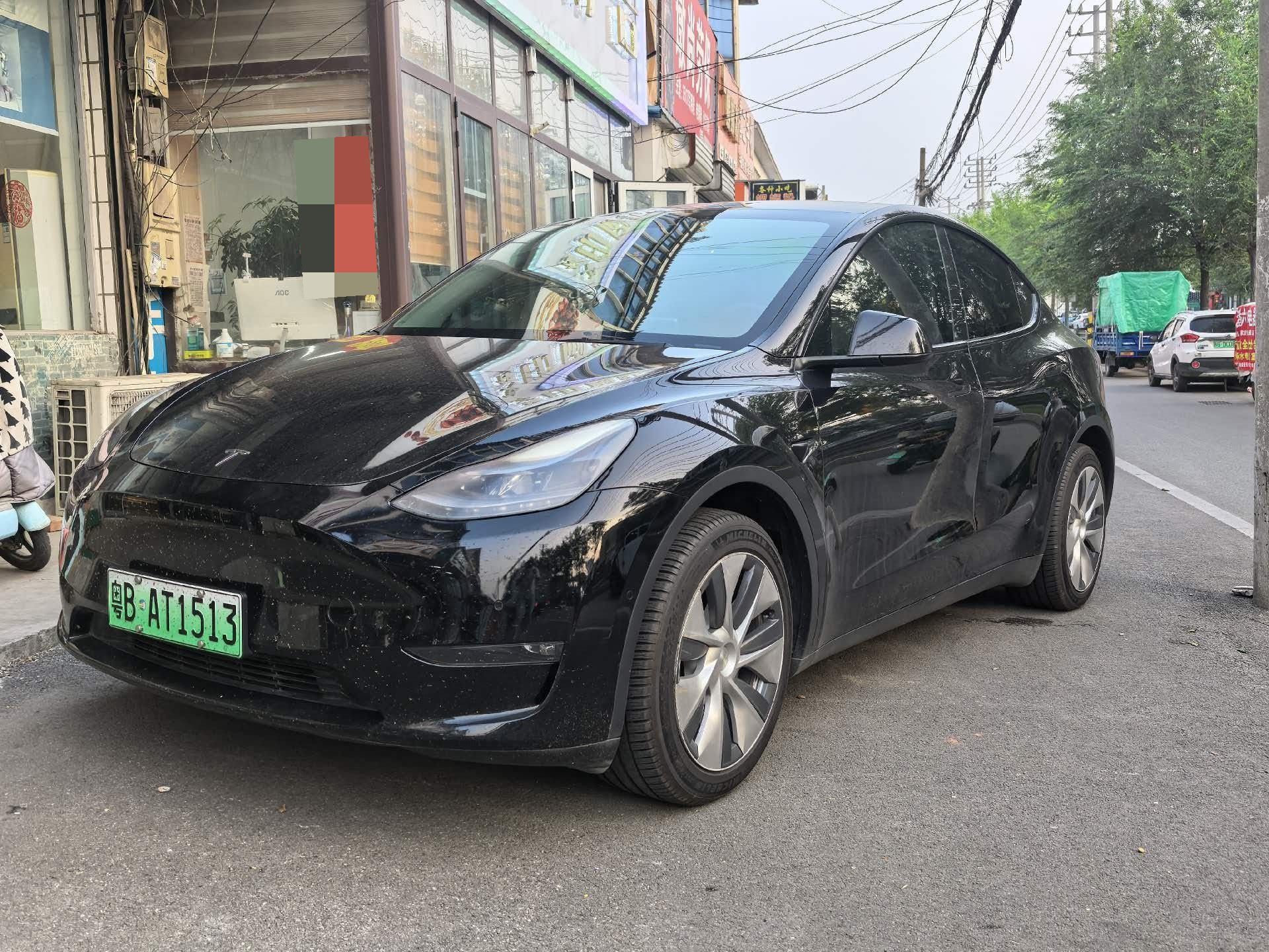 Tesla Model Y 2022 Tesla Model Y 2022 car image