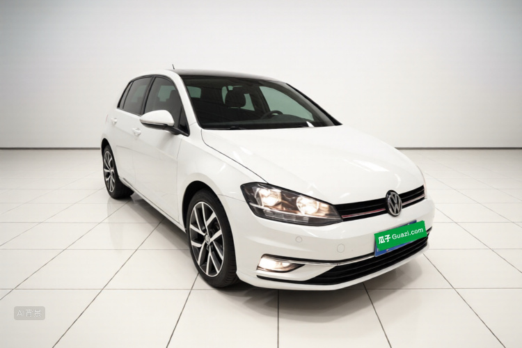 Volkswagen Golf 2020 car image #4
