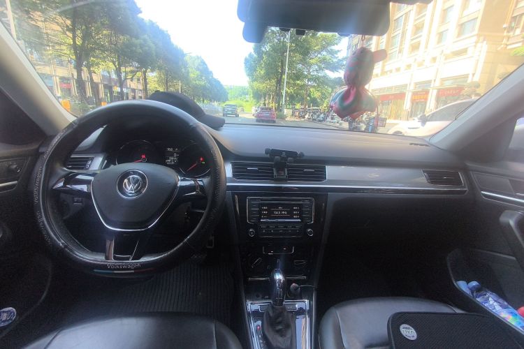 Volkswagen Bora 2016 car image #7