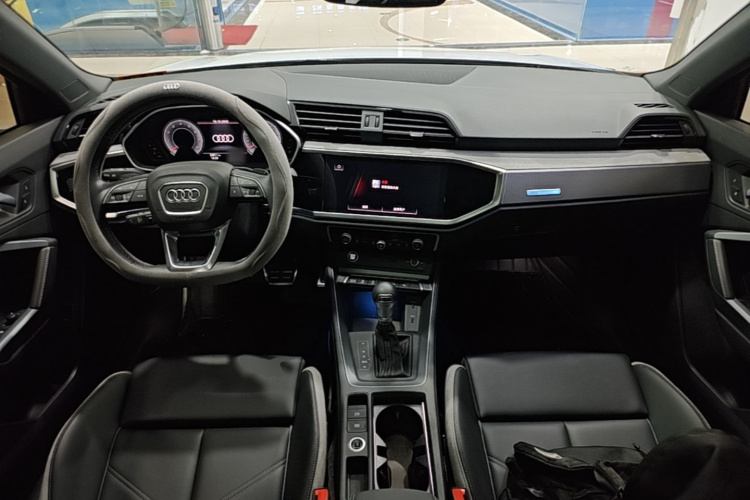 Audi Q3 2023 #10 Audi Q3 2023 immagine di auto #10