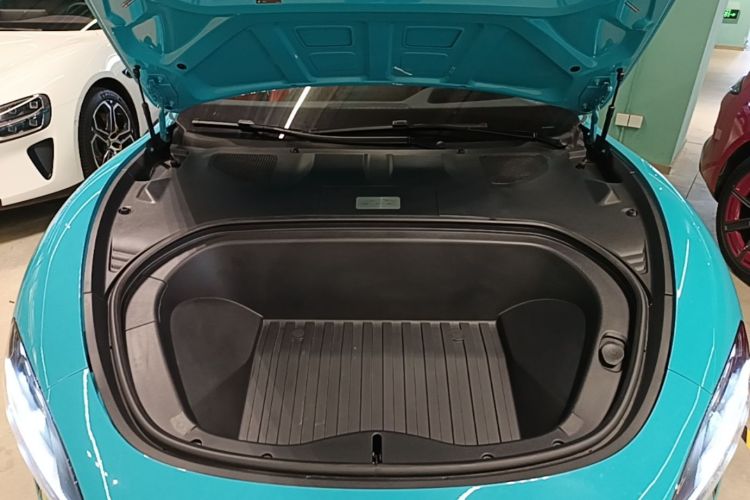 MI SU7 2024 immagine di auto #20