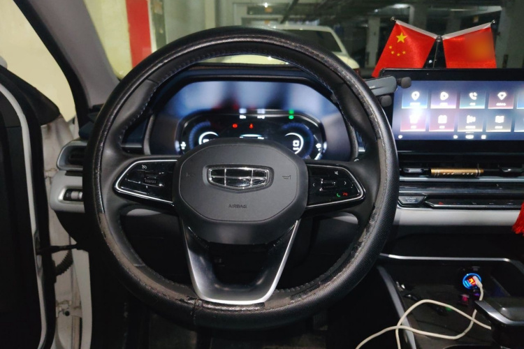 GEELY Emgrand 2022 #11 GEELY Emgrand 2022 car image #11