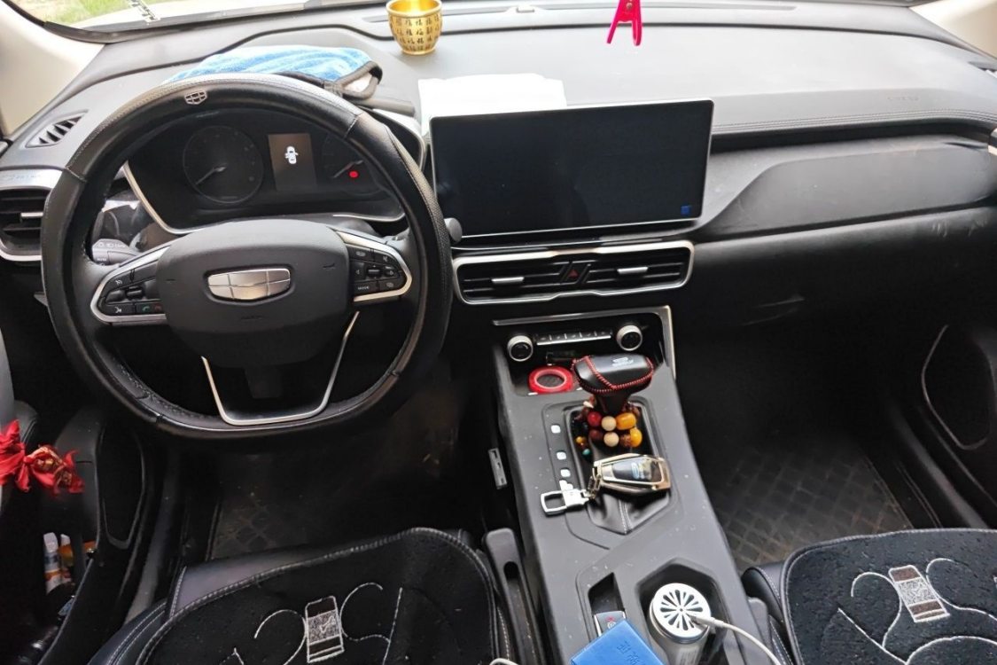 GEELY Coolray 2026 car image #21