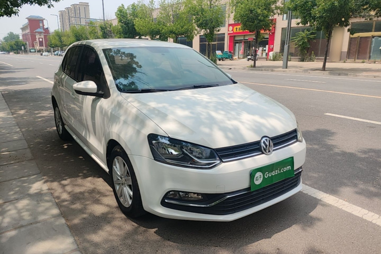 Volkswagen Polo 2018 car image #4
