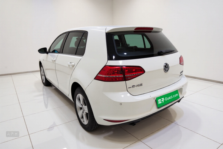 Volkswagen Golf 2015 car image #5