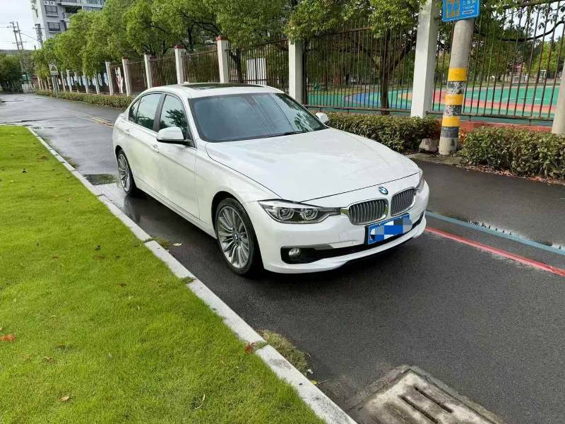 BMW 3 Series 2018 car image #3