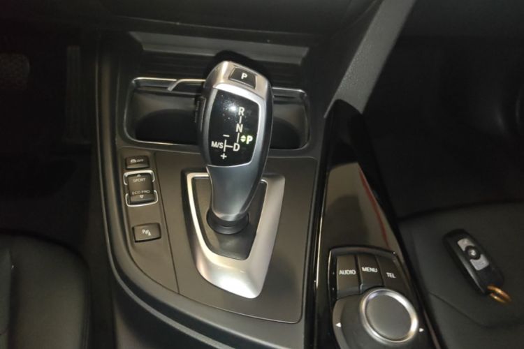 BMW 3 Series 2016 #14 BMW 3 Series 2016 car image #14