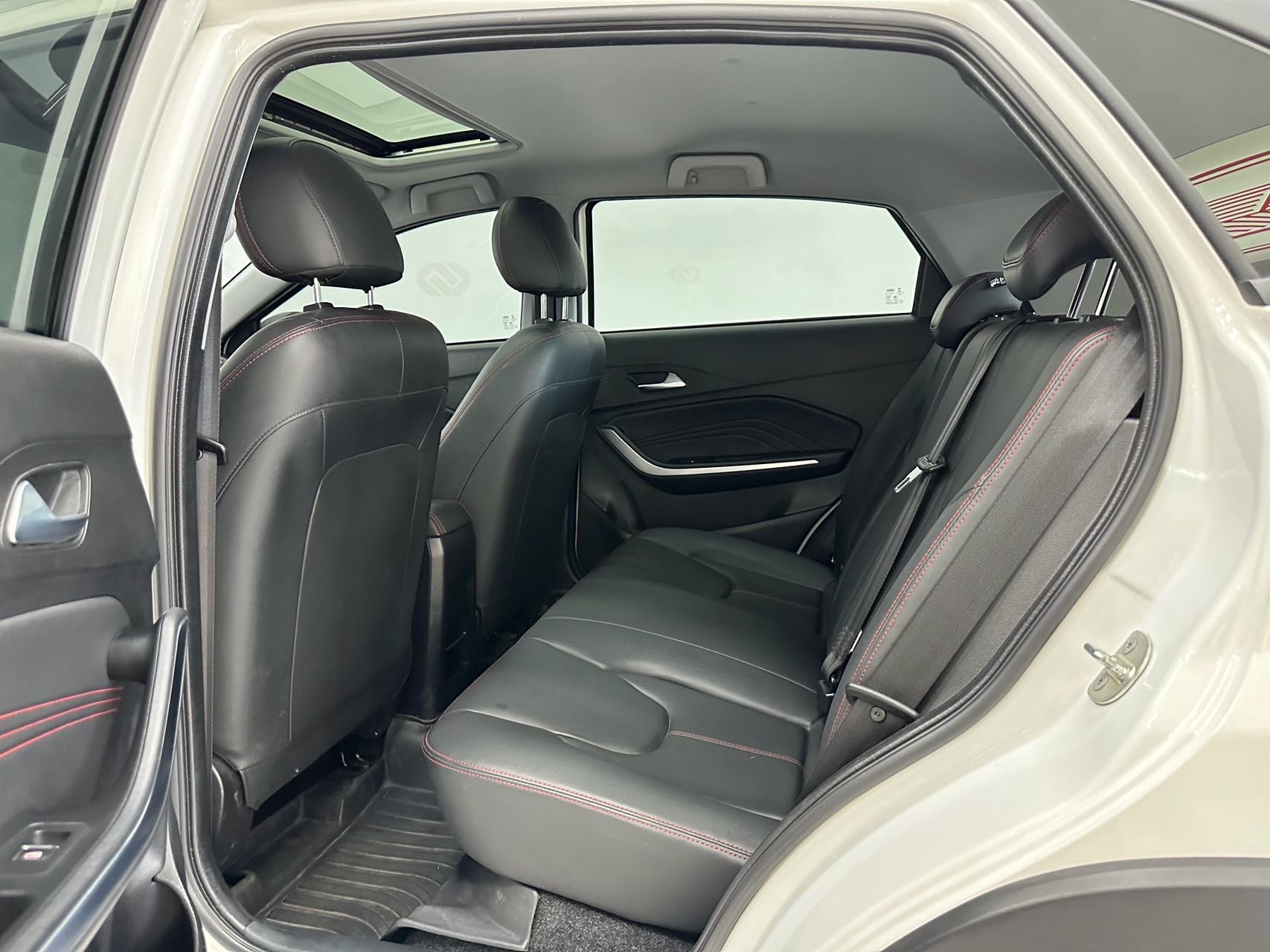 Chery Tiggo 3x 2022 immagine di auto #6