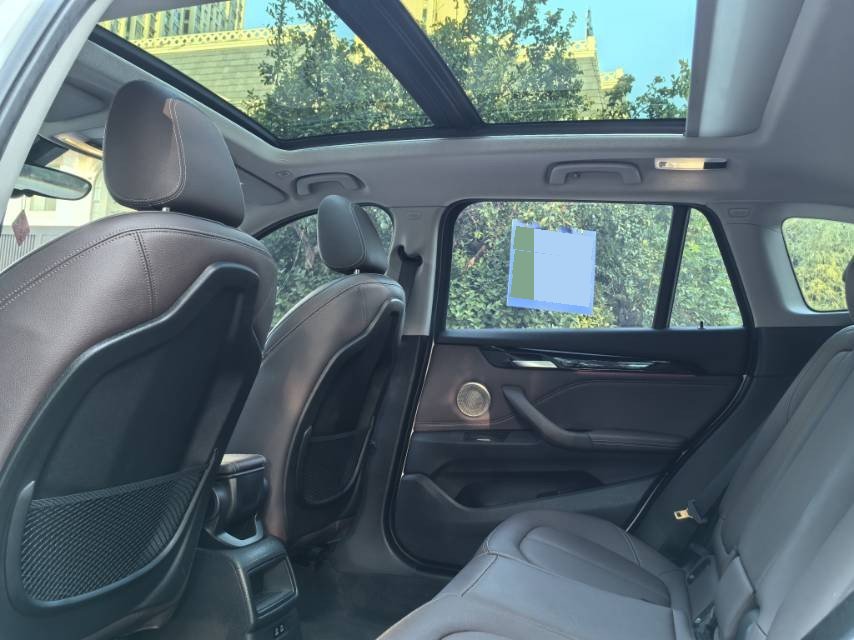 BMW X1 2021 car image #6