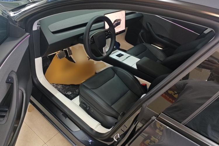 Tesla Model 3 2024 #16 Tesla Model 3 2024 car image #16
