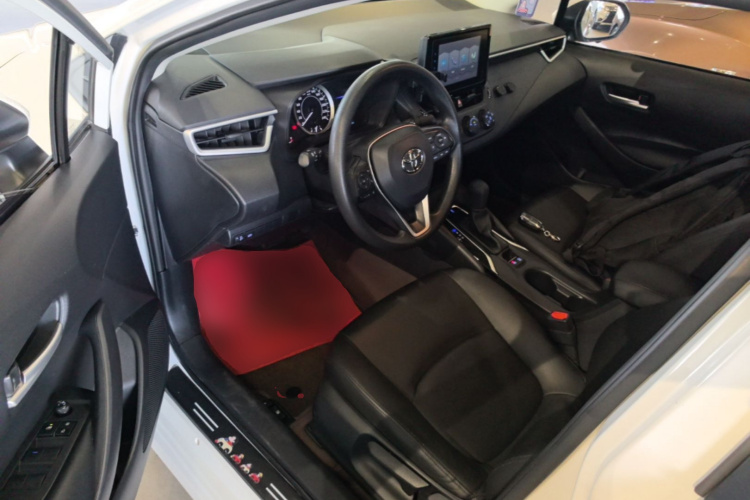 Toyota Corolla 2021 immagine di auto #16