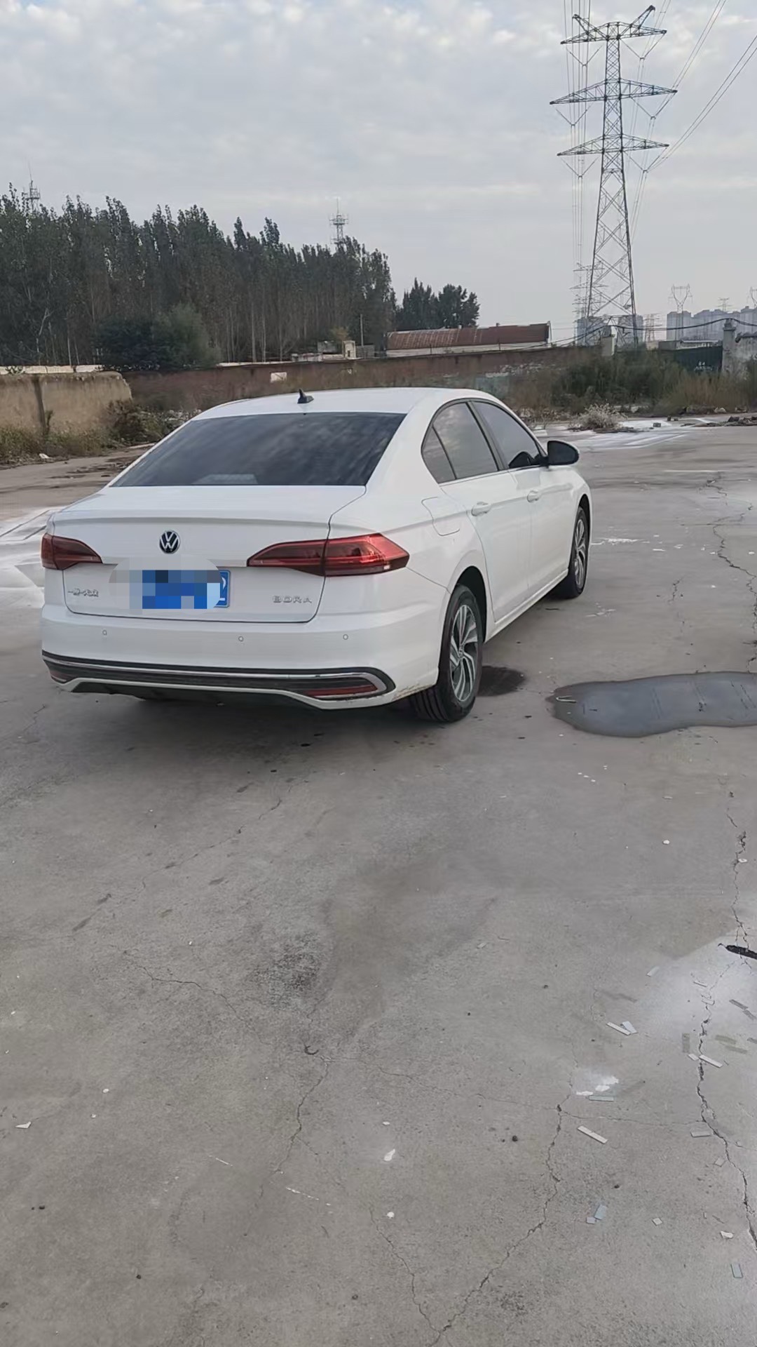 2025 car image #3