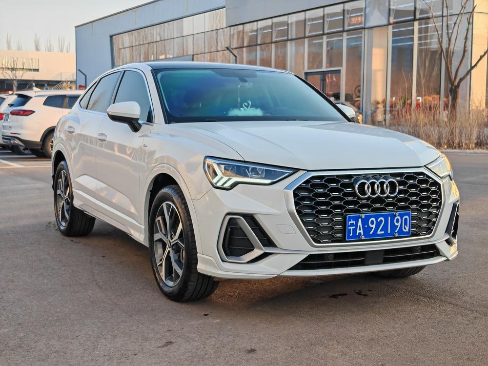 Audi Q3 Sportback 2021 car image #3