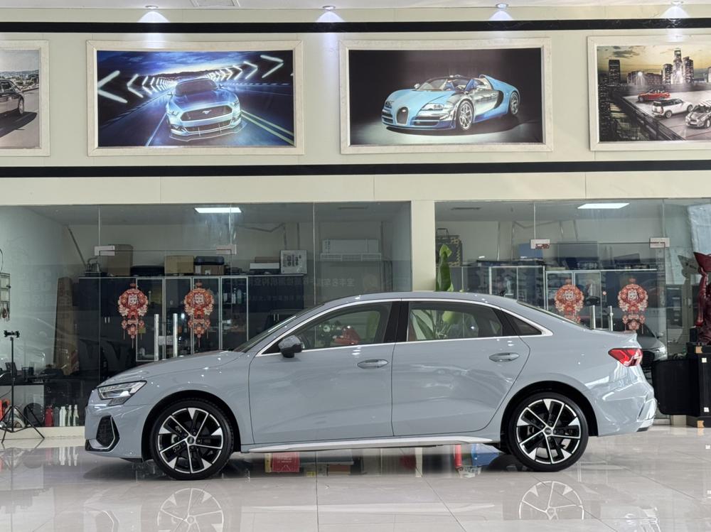 Audi A3 2024 immagine di auto #3