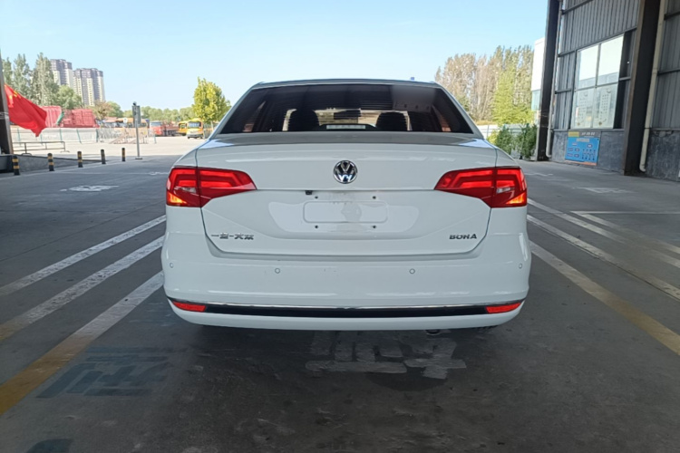 Volkswagen Bora 2018 car image #6
