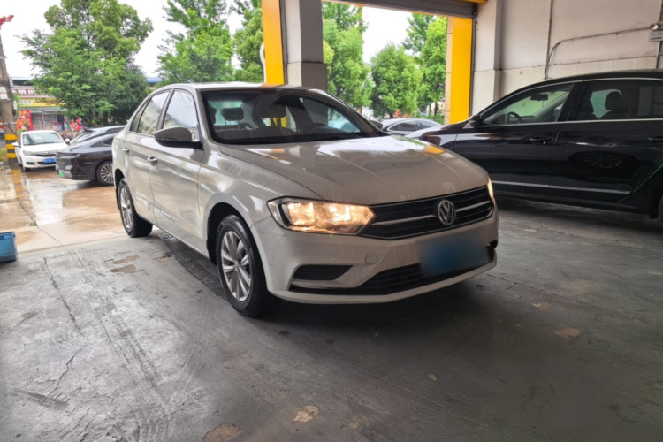 Volkswagen Bora 2018 car image #4