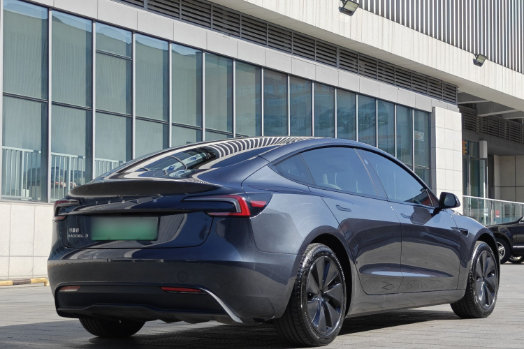 Tesla Model 3 2025 #7 Tesla Model 3 2025 car image #7