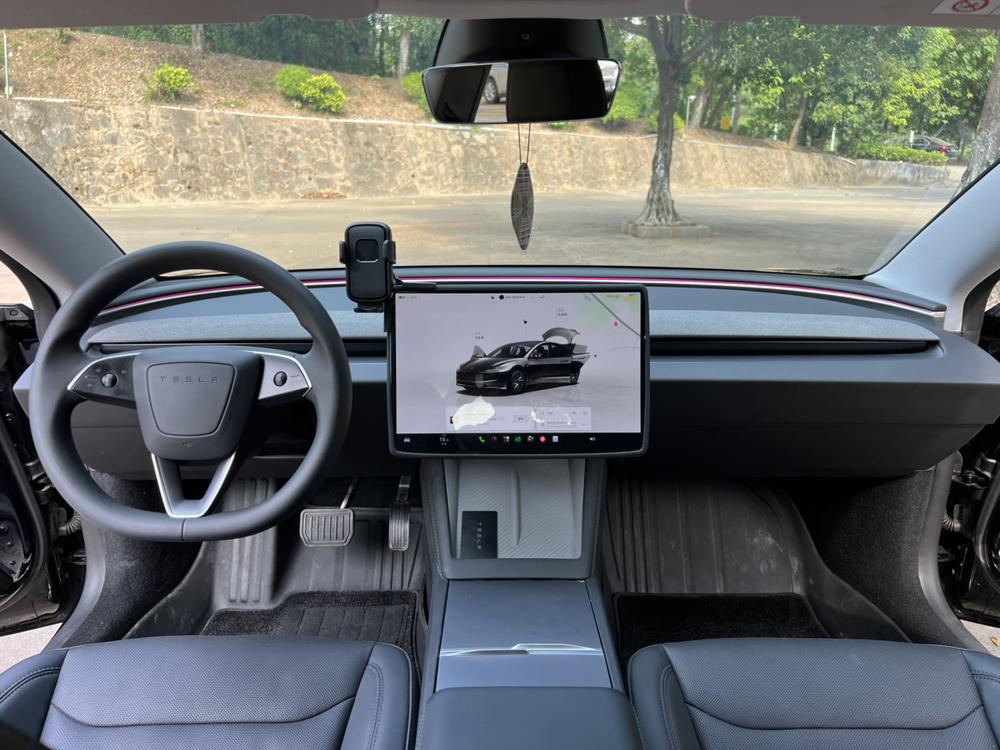 Tesla Model 3 2023 #18 Tesla Model 3 2023 car image #18