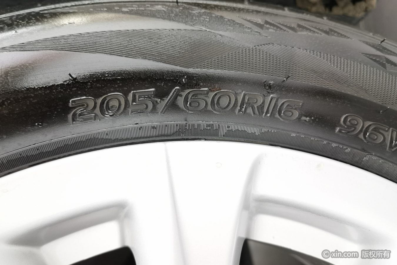Roewe i5 2024 #25 Roewe i5 2024 صورة سيارة #25