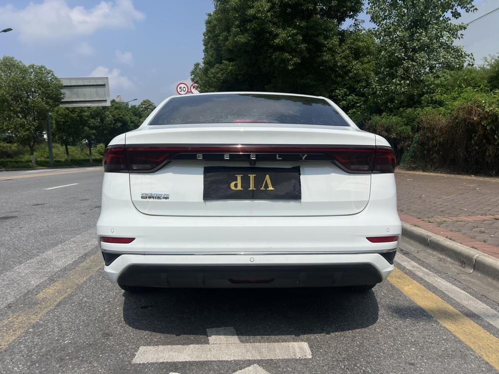 GEELY Emgrand 2021 car image #5