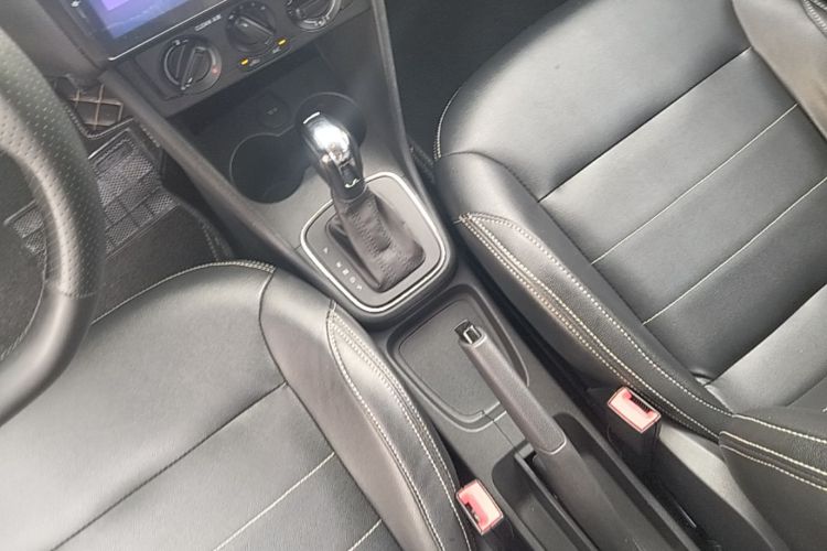 Volkswagen Polo 2018 #14 Volkswagen Polo 2018 car image #14