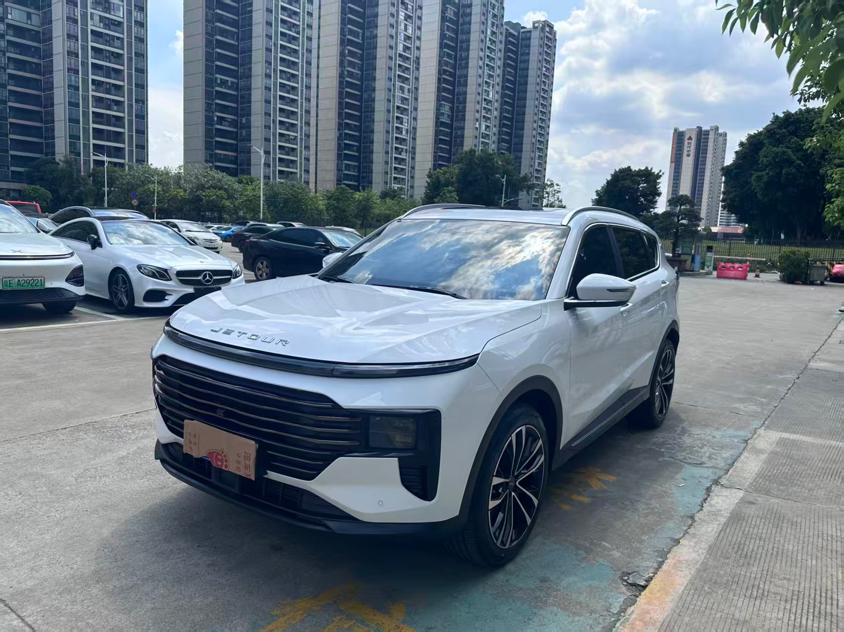 Jetour X70 PLUS 2024 car image 