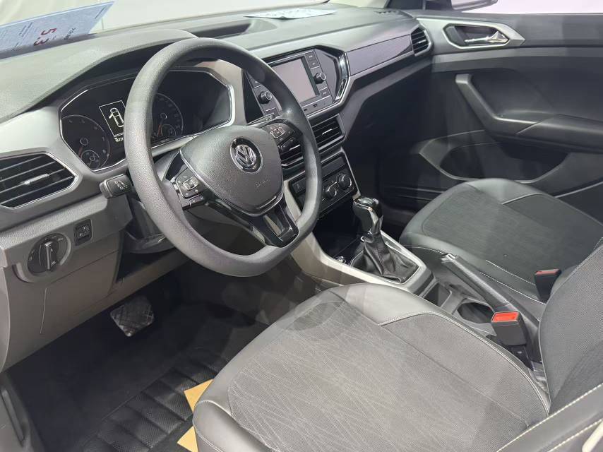 Volkswagen T-Cross 2021 #2 Volkswagen T-Cross 2021 صورة سيارة #2