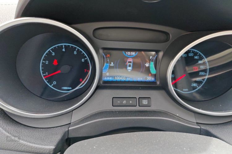 BYD Yuan 2016 car image #14