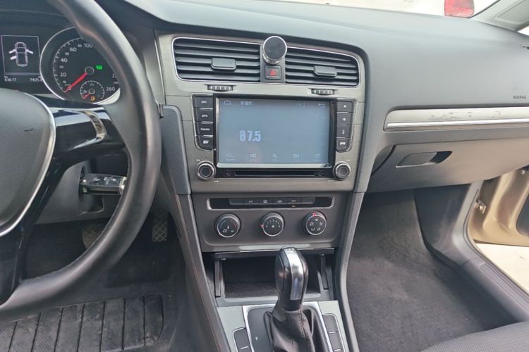 Volkswagen Golf 2016 #13 Volkswagen Golf 2016 car image #13