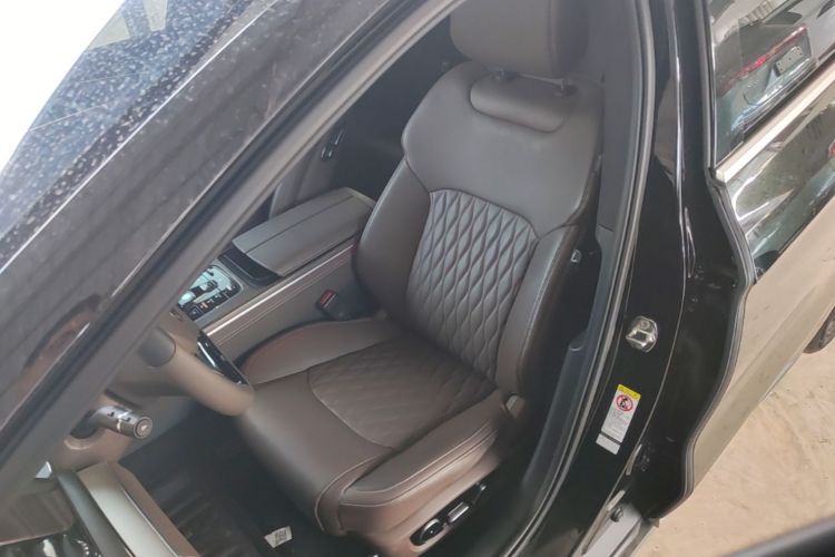 BYD Han 2023 car image #15