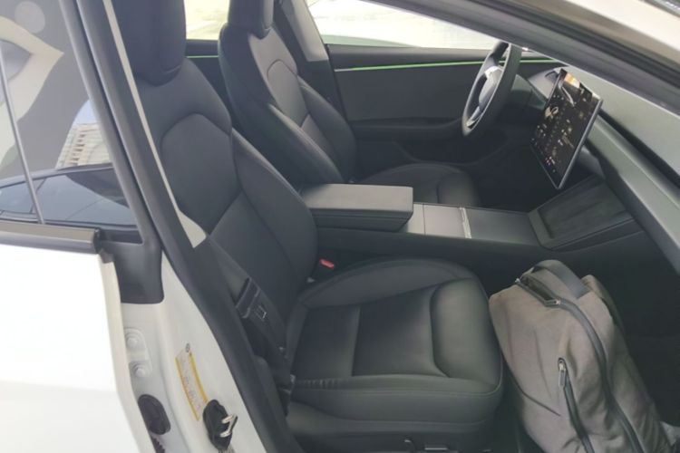 Tesla Model 3 2024 car image #24