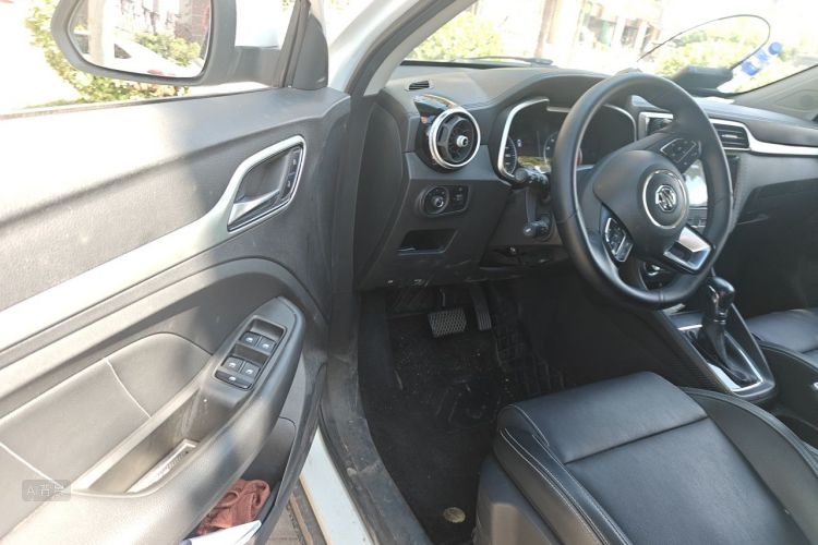 MG ZS 2017 immagine di auto #18