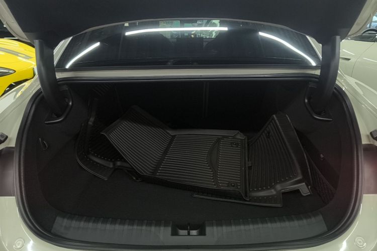 MI SU7 2024 car image #19
