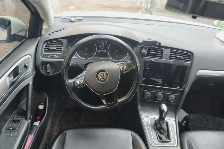 Volkswagen Golf 2020 #12 Volkswagen Golf 2020 car image #12
