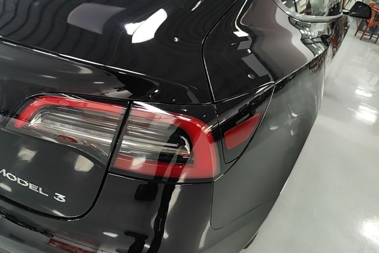 Tesla Model 3 2022 #8 Tesla Model 3 2022 صورة سيارة #8