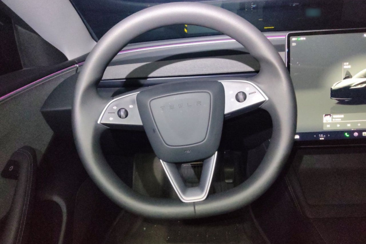 Tesla Model 3 2023 #15 Tesla Model 3 2023 car image #15