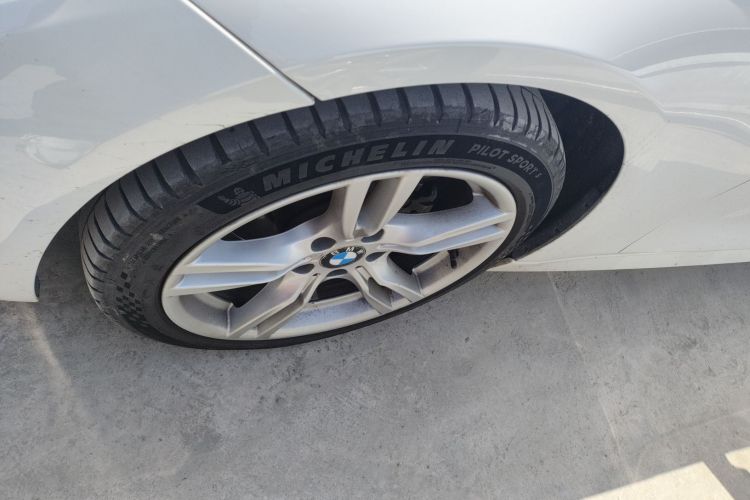 BMW 3 Series 2016 صورة سيارة #9