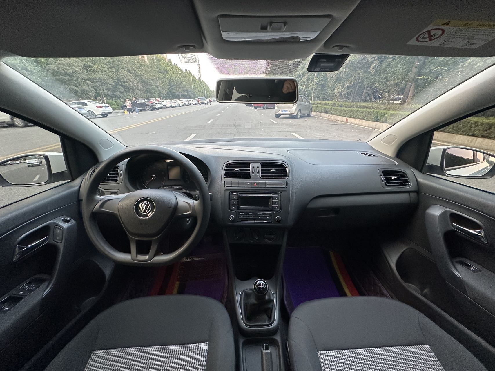 Volkswagen Polo 2017 car image #5