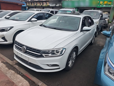 Volkswagen Bora 2018 car image 