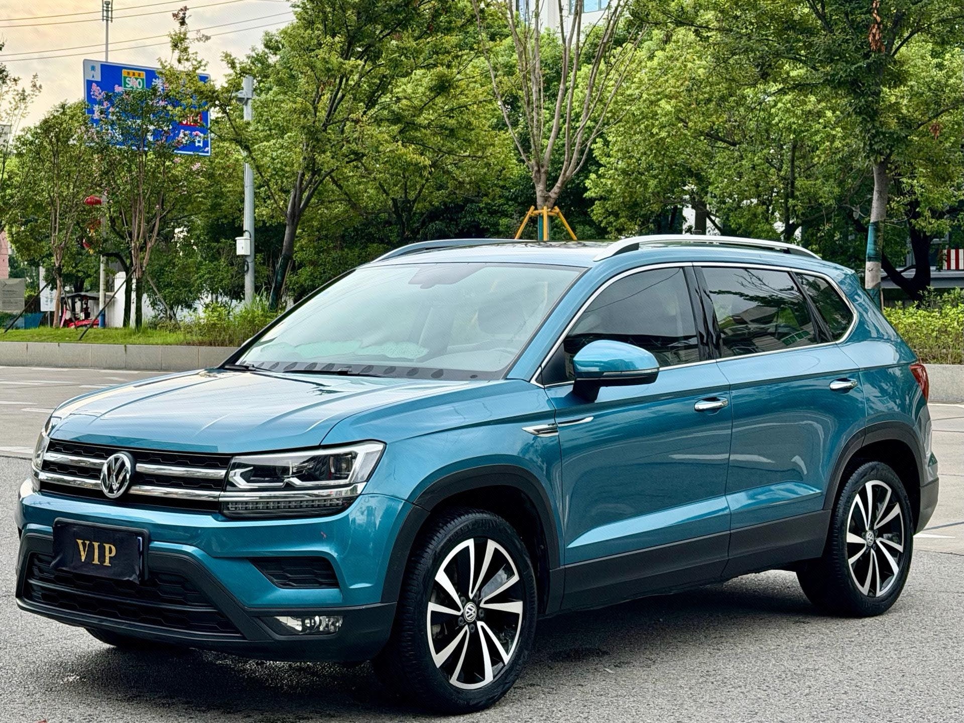 2018 2018 car image