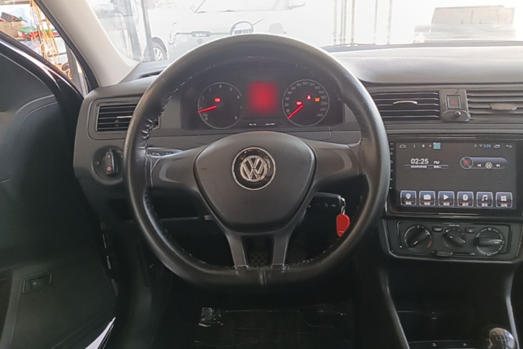 Volkswagen Santana 2021 car image #11