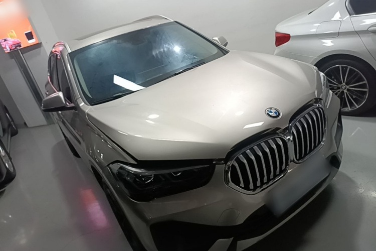 BMW X1 2022 #4 BMW X1 2022 car image #4