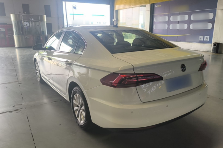 Volkswagen Bora 2023 car image #7