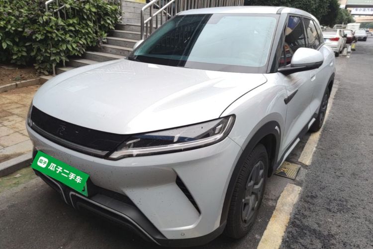 BYD YuanUP 2024 #2 BYD YuanUP 2024 car image #2