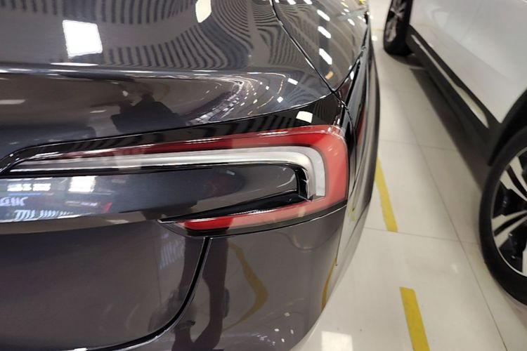 Tesla Model 3 2025 #8 Tesla Model 3 2025 car image #8