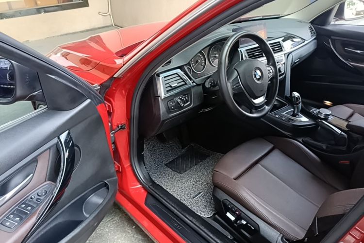 BMW 3 Series 2019 #16 BMW 3 Series 2019 car image #16