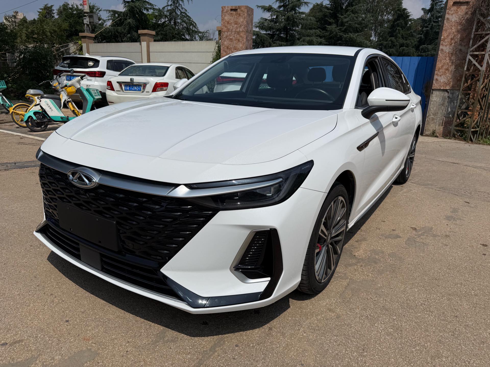 Chery Arrizo 8 2025 car image 