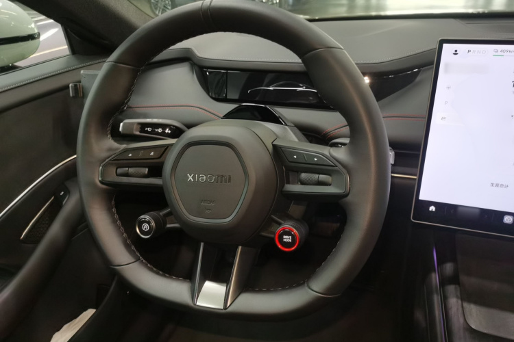 MI SU7 2024 immagine di auto #11