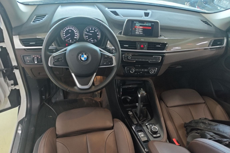 BMW X1 2019 #10 BMW X1 2019 car image #10